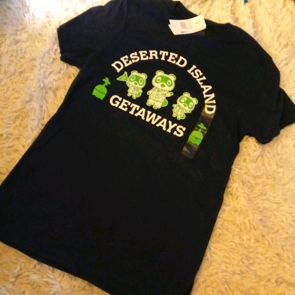 Nintendo Other - Animal crossing shirt
